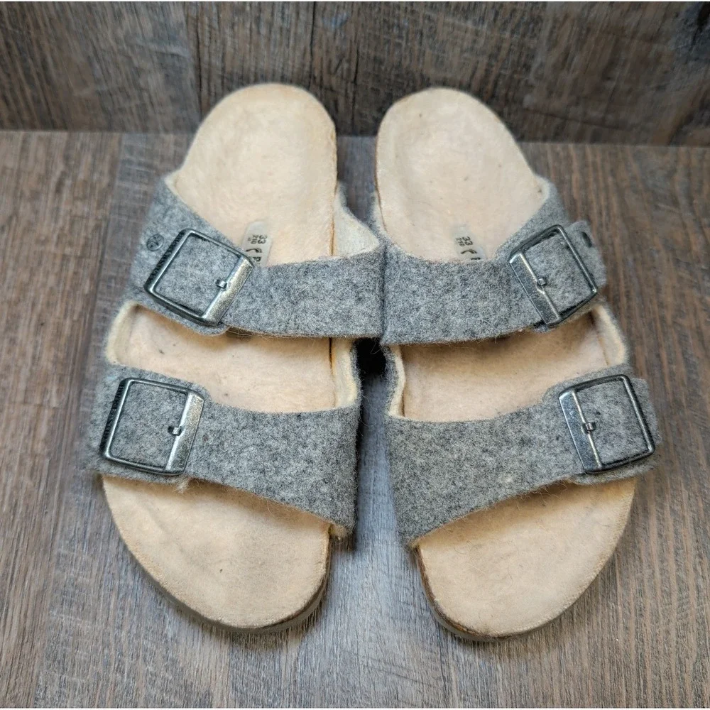 Birkenstock Arizona Rivet Gray Wool Shearling Buckle Sandals Girls Sz EU 33 US 2